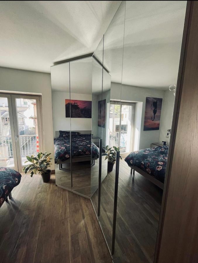 Luce Private Deluxe Apartment Near The Station Tirano Exteriör bild